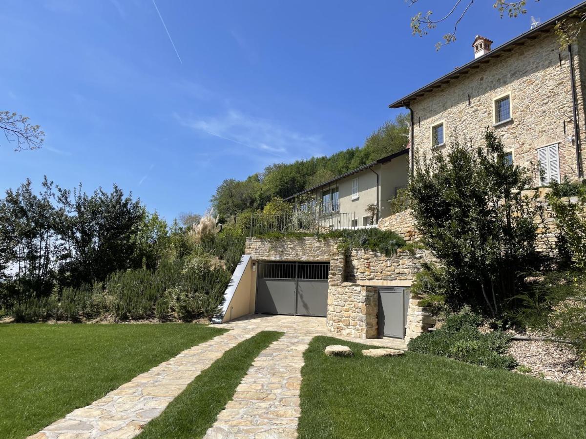 Cascina Pianetta Quinta Hotel Missaglia ภายนอก รูปภาพ